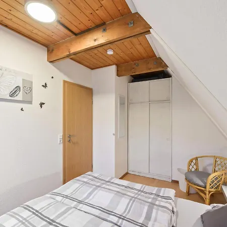 Cosy Holiday In Nearby The River بيت للعطل