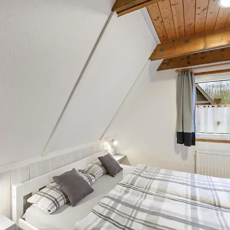 Cosy Holiday In Nearby The River بيت للعطل *